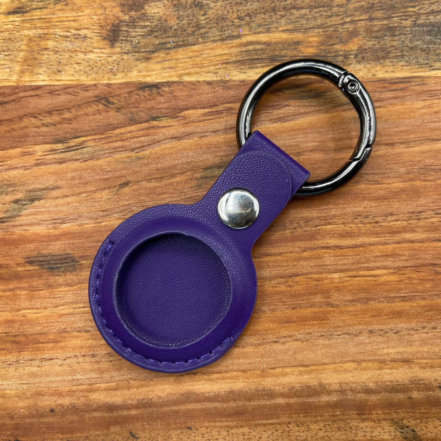 Apple AirTag Vegan Leather Keyring Holder - Version 2 - Nerd Stop